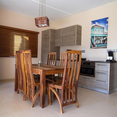 Spanish Water View Apartment يلمستاد المظهر الخارجي الصورة