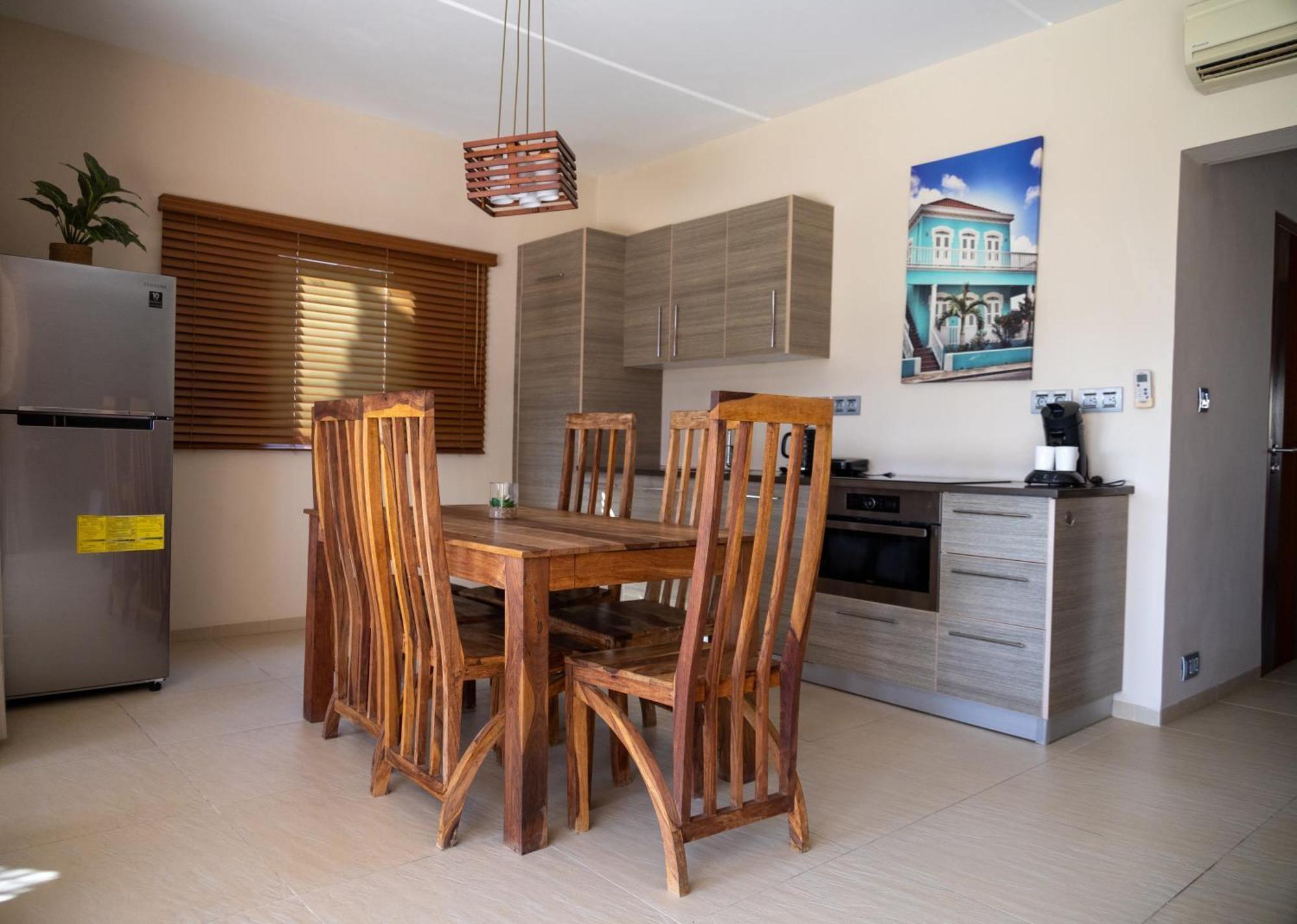 Spanish Water View Apartment يلمستاد المظهر الخارجي الصورة